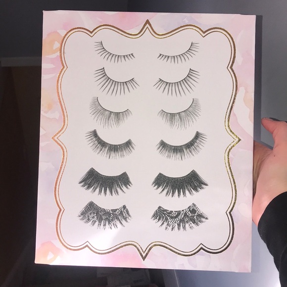 Eyelash Canvas Print - Picture 1 of 2